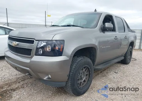 2008 Chevrolet Avalanche 1500 Lt z USA, uszkodzony, nr VIN 3GNFK12388G201192